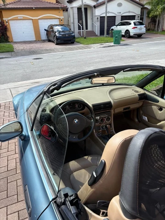 2000 BMW Z3 Roadster - Image 2 of 5