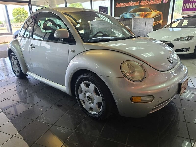 2000 Volkswagen New Beetle - Image 4 of 4