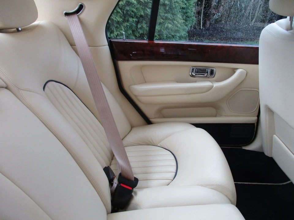 2000 Bentley Arnage - Image 18 of 30