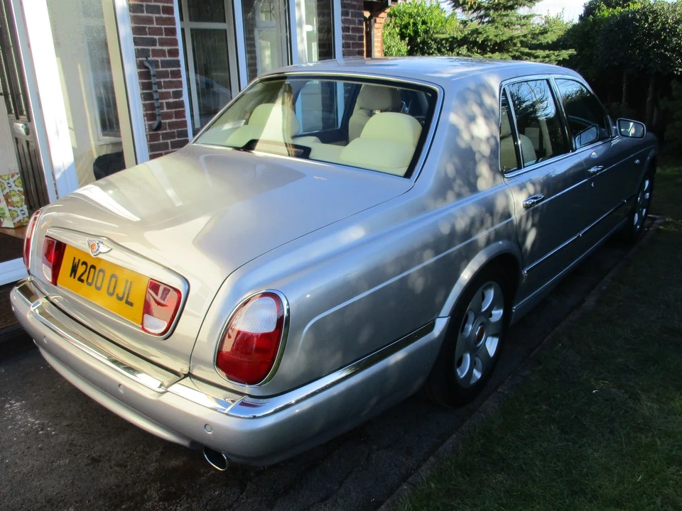 2000 Bentley Arnage - Image 9 of 30