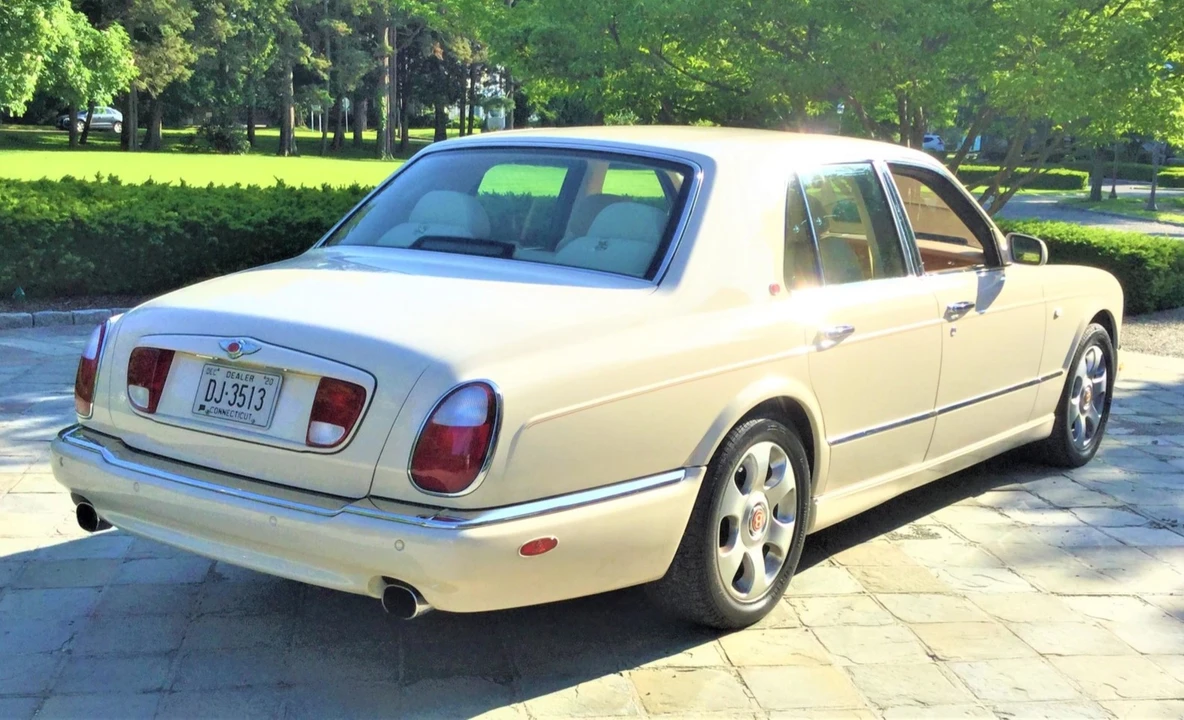 2000 Bentley Arnage - Image 2 of 31