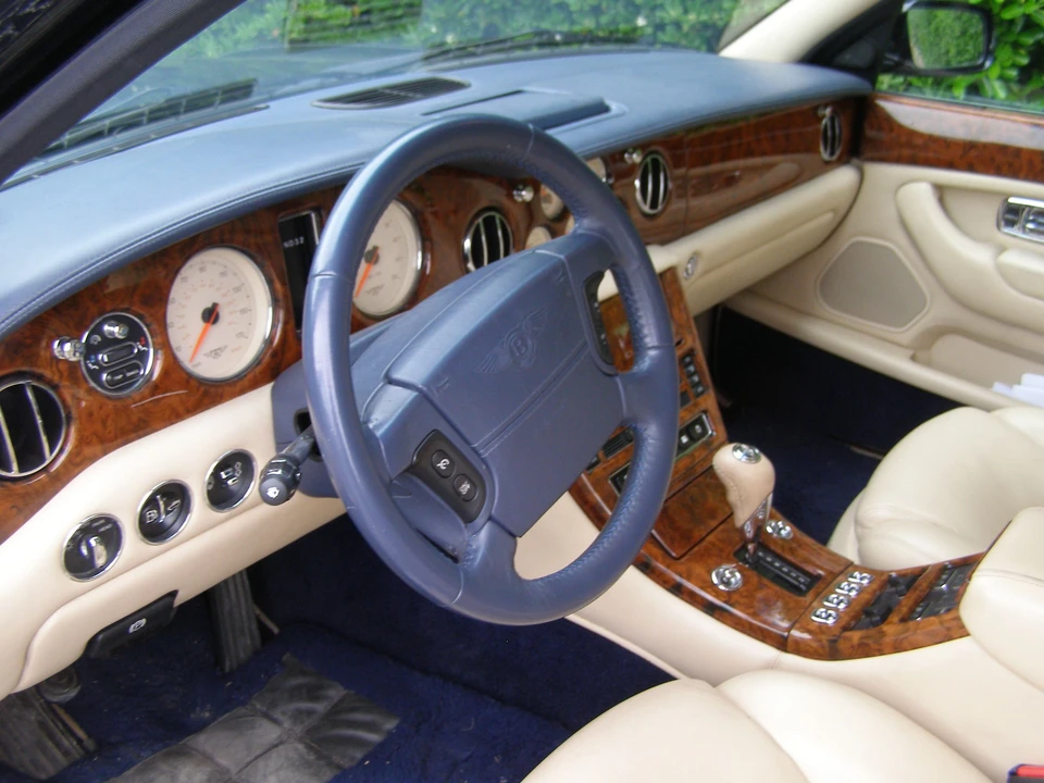 2000 Bentley Arnage - Image 2 of 3