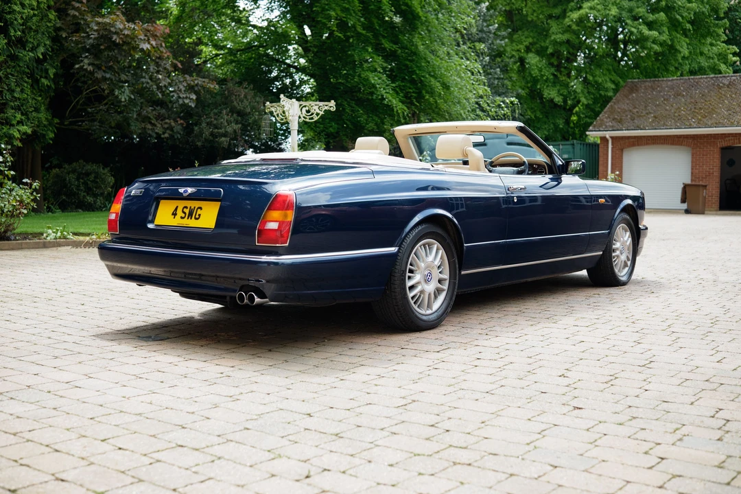 2000 Bentley Azure 1st Gen - Image 8 of 31