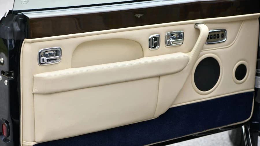 2000 Bentley Azure 1st Gen - Image 3 of 9