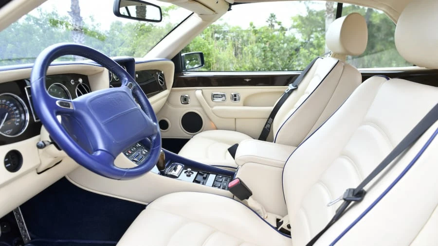 2000 Bentley Azure 1st Gen - Image 4 of 9