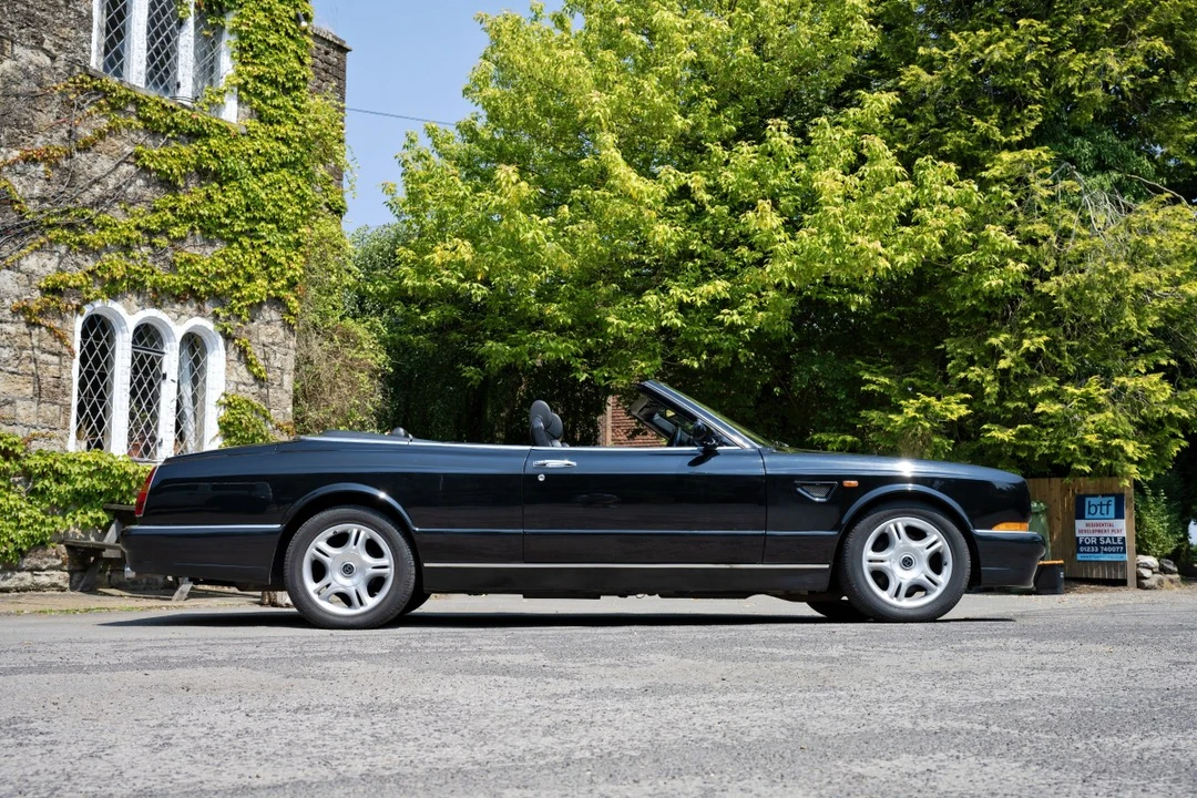2000 Bentley Azure 1st Gen - Image 2 of 30