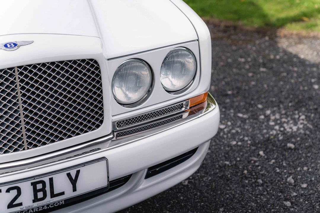 2000 Bentley Azure 1st Gen - Image 22 of 31