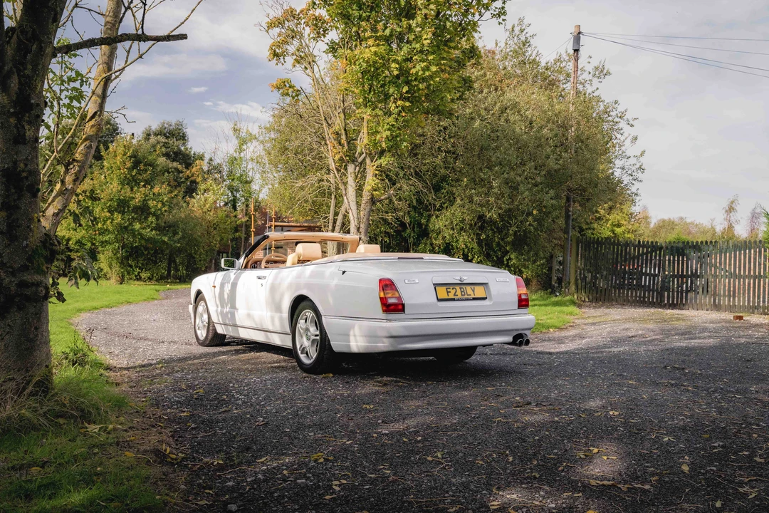 2000 Bentley Azure 1st Gen - Image 15 of 31