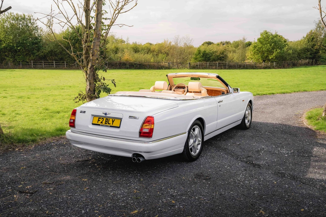 2000 Bentley Azure 1st Gen - Image 13 of 31
