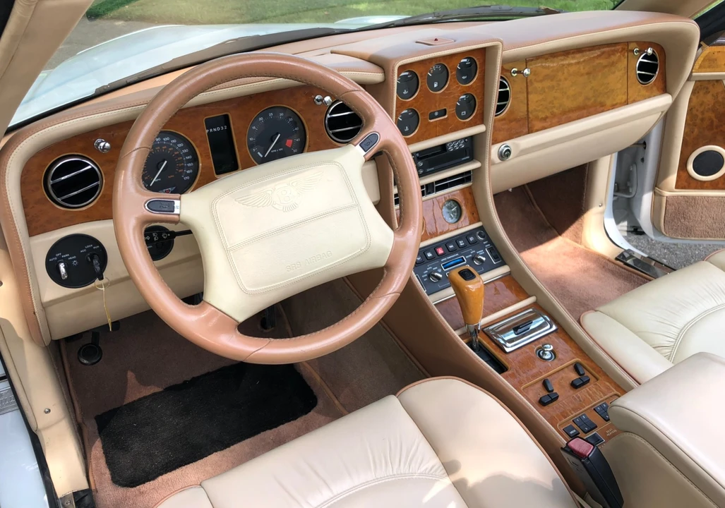 2000 Bentley Azure 1st Gen - Image 29 of 31