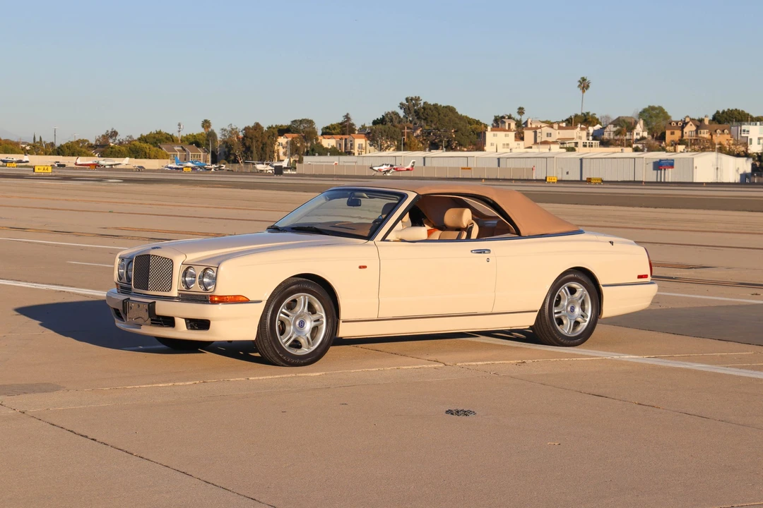 2000 Bentley Azure 1st Gen - Image 13 of 31