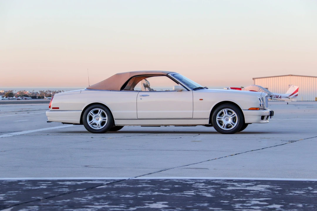 2000 Bentley Azure 1st Gen - Image 30 of 31