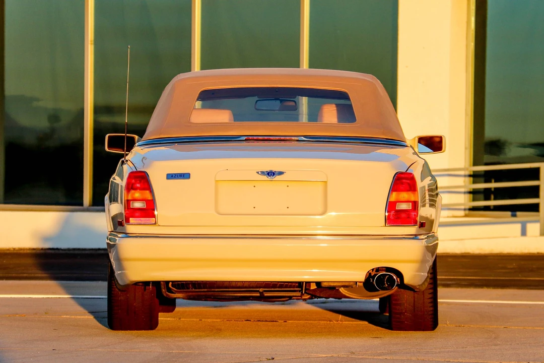 2000 Bentley Azure 1st Gen - Image 21 of 31