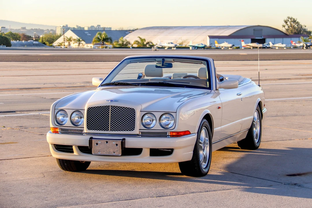 2000 Bentley Azure 1st Gen - Image 11 of 31