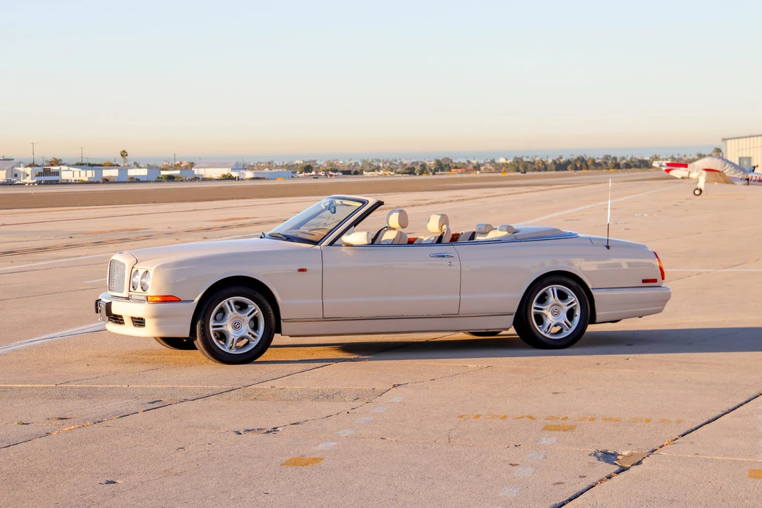 2000 Bentley Azure 1st Gen - Image 15 of 31