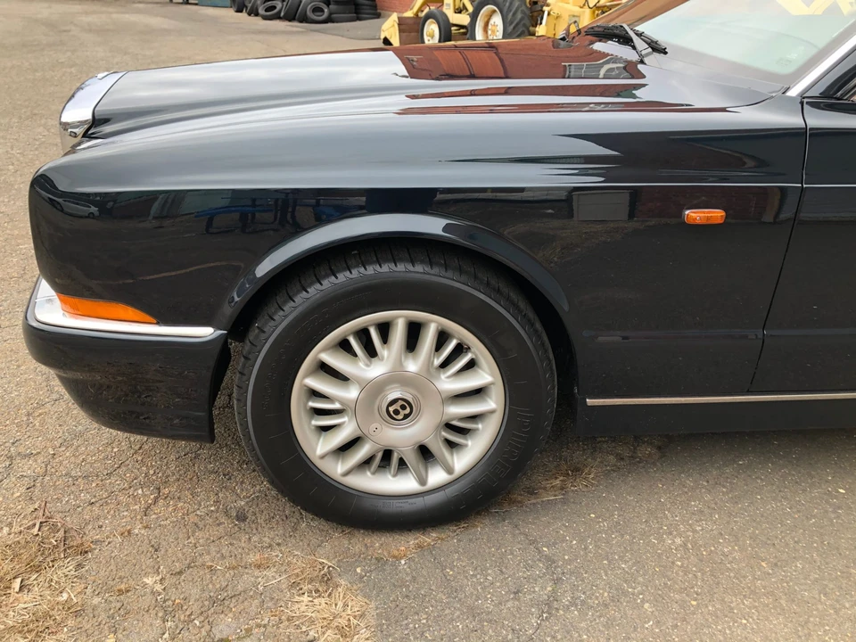 2000 Bentley Azure 1st Gen - Image 24 of 31
