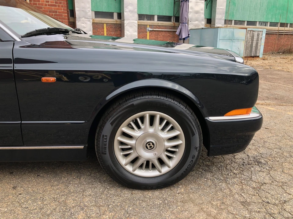 2000 Bentley Azure 1st Gen - Image 23 of 31