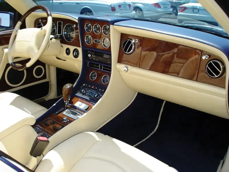 2000 Bentley Azure 1st Gen - Image 4 of 8