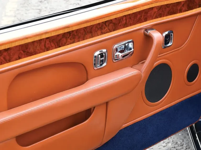 2000 Bentley Azure 1st Gen - Image 16 of 25
