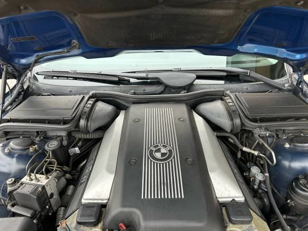 2000 BMW E39 540i - Image 16 of 18