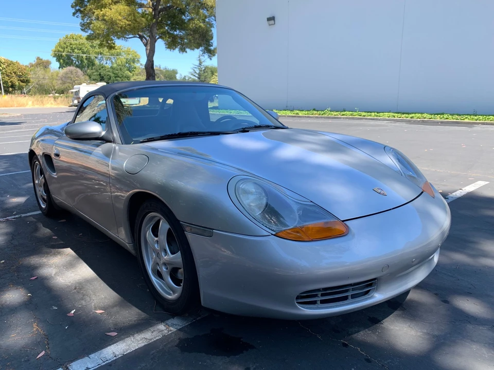 2000 Porsche 986 Boxster - Image 3 of 31
