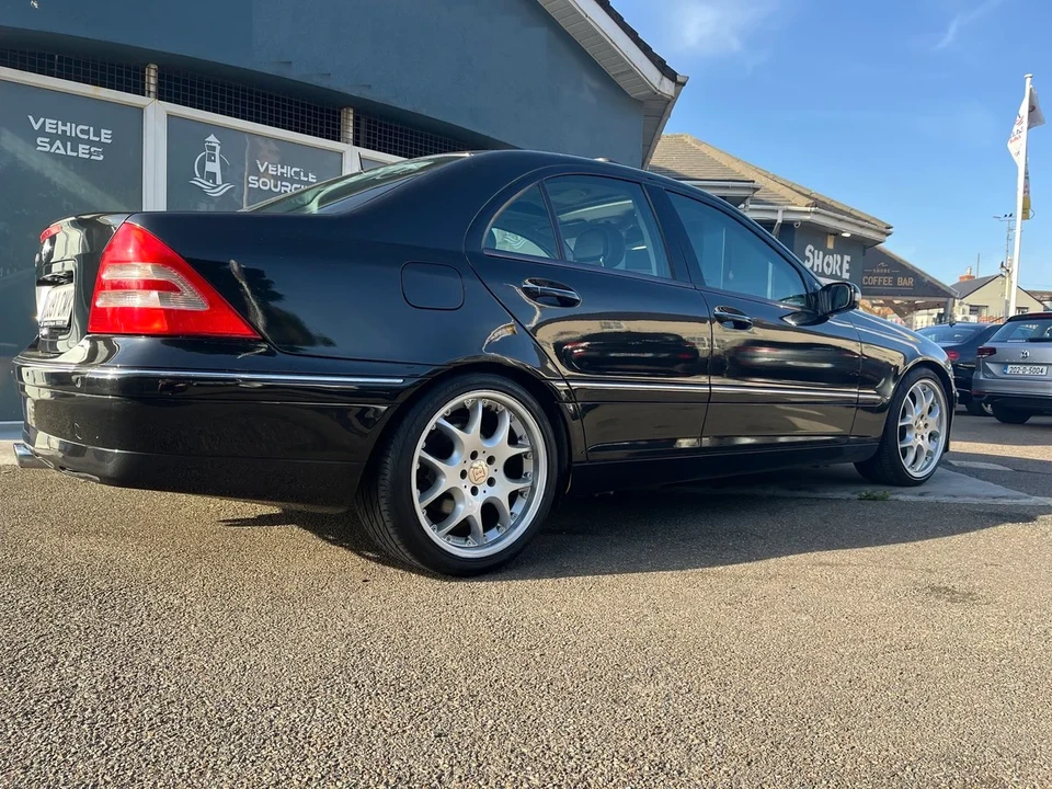 2000 Mercedes-Benz W202 C-Class - Image 3 of 31