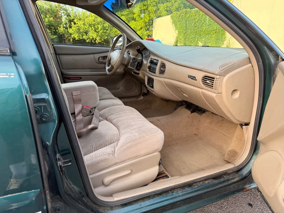 2000 Buick Century - Image 12 of 14