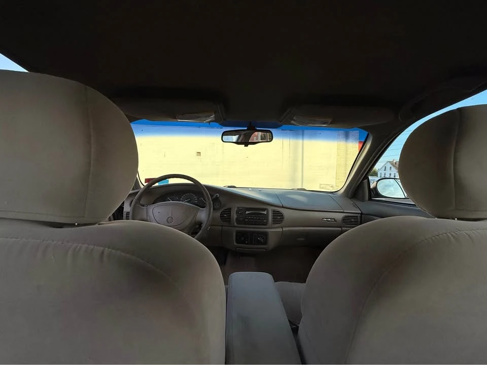 2000 Buick Century - Image 10 of 14