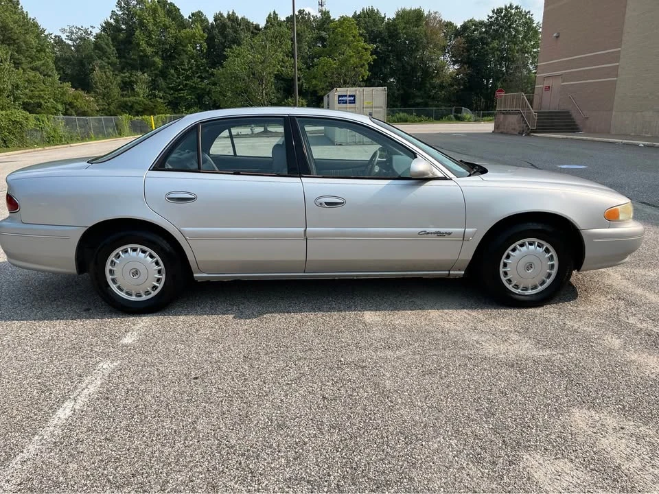 2000 Buick Century - Image 2 of 7