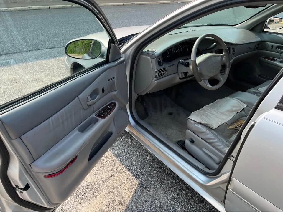 2000 Buick Century - Image 6 of 7