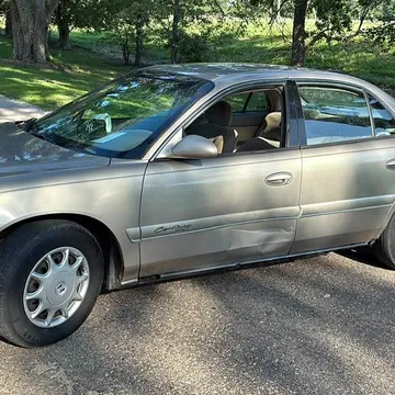 2000 Buick Century Custom Sedan 4D