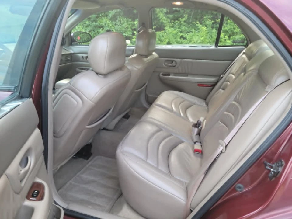 2000 Buick Century - Image 10 of 19