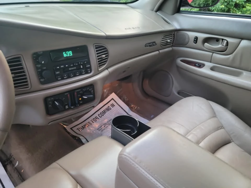 2000 Buick Century - Image 12 of 19