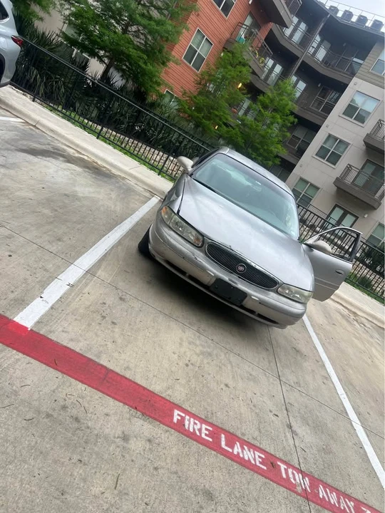 2000 Buick Century - Image 2 of 4