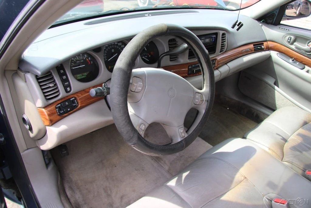 2000 Buick LeSabre - Image 15 of 21