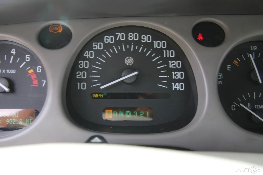 2000 Buick LeSabre - Image 16 of 21