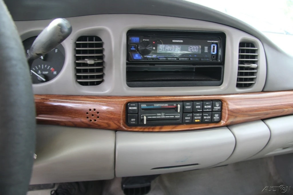 2000 Buick LeSabre - Image 19 of 21