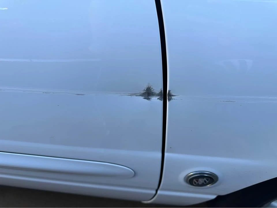 2000 Buick LeSabre - Image 17 of 20