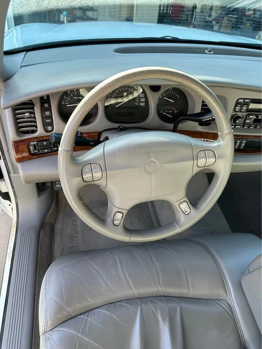 2000 Buick LeSabre - Image 14 of 20