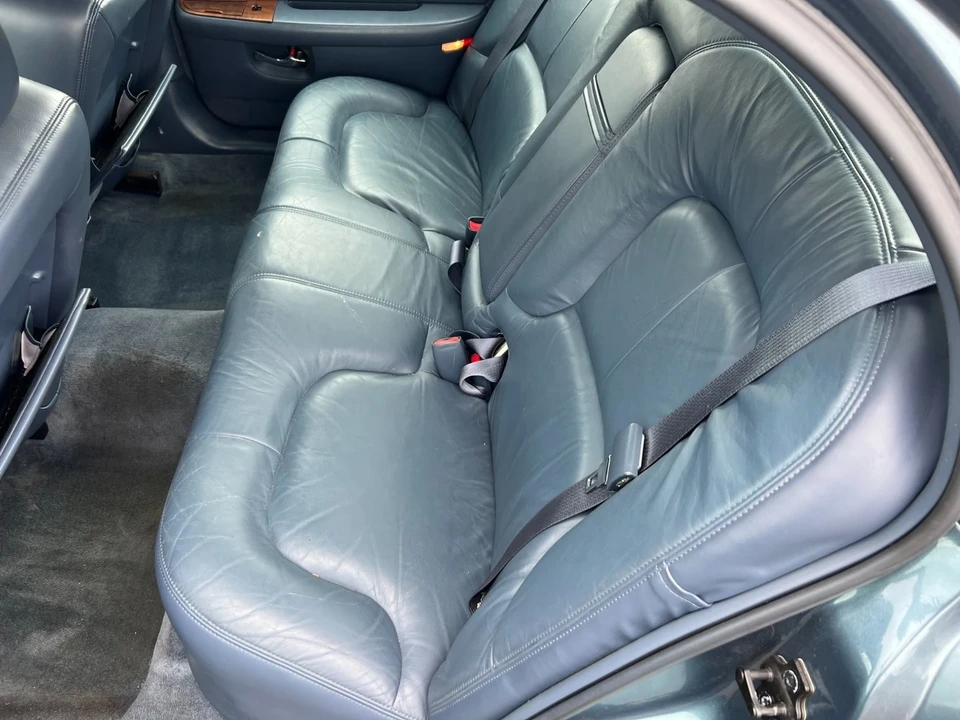 2000 Buick Park Avenue - Image 12 of 21