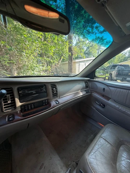 2000 Buick Park Avenue - Image 9 of 10