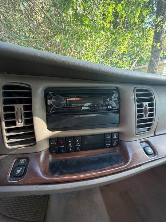 2000 Buick Park Avenue - Image 10 of 10