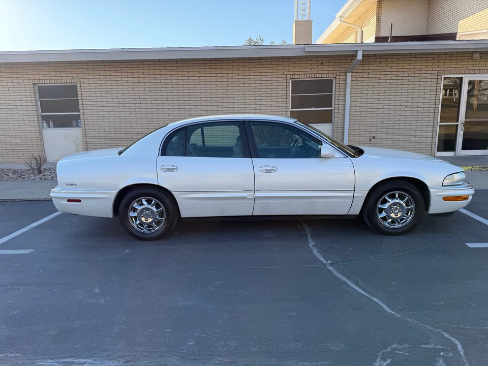 2000 Buick Park Avenue - Image 30 of 31