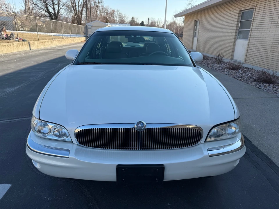 2000 Buick Park Avenue - Image 22 of 31