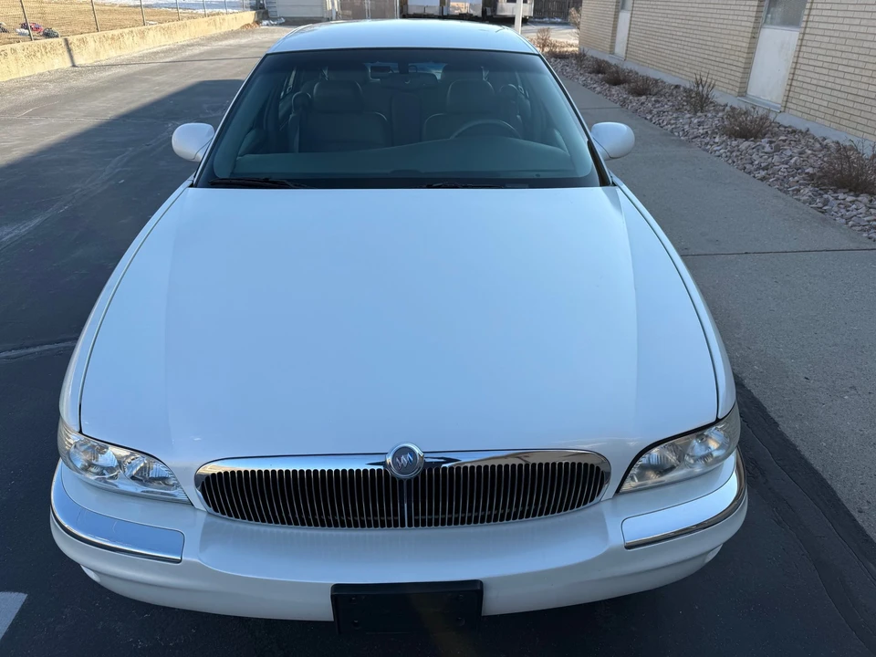 2000 Buick Park Avenue - Image 24 of 31