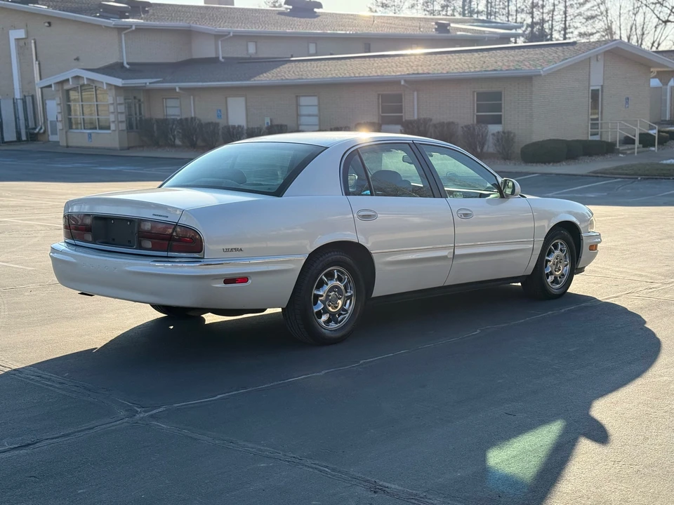 2000 Buick Park Avenue - Image 18 of 31