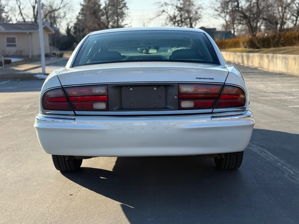 2000 Buick Park Avenue - Image 14 of 31