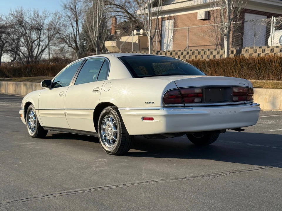 2000 Buick Park Avenue - Image 11 of 31