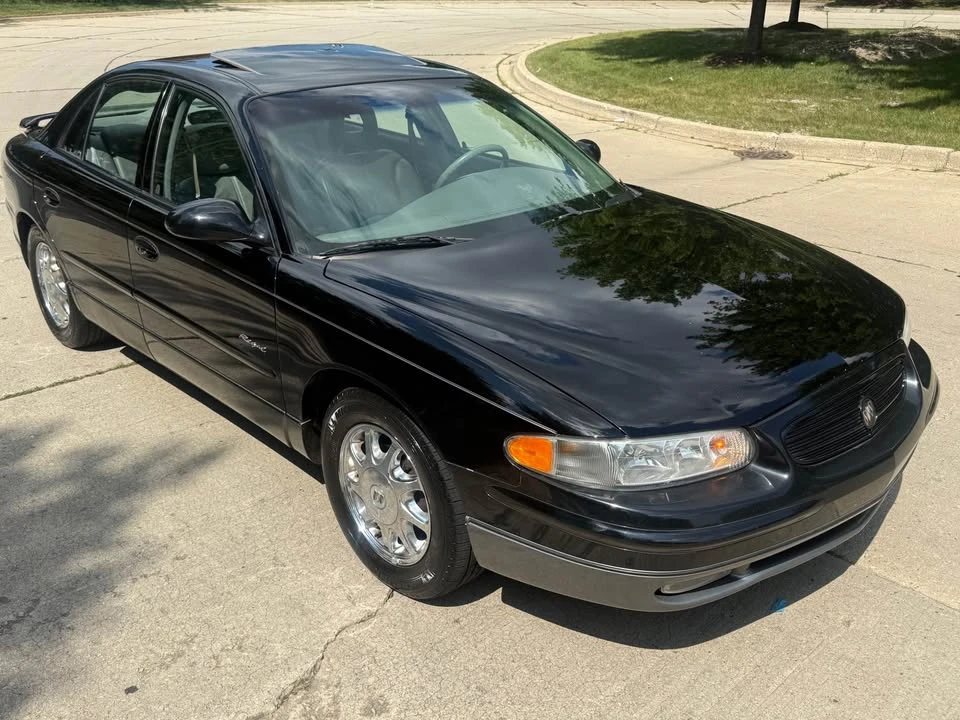 2000 Buick Regal - Image 2 of 20