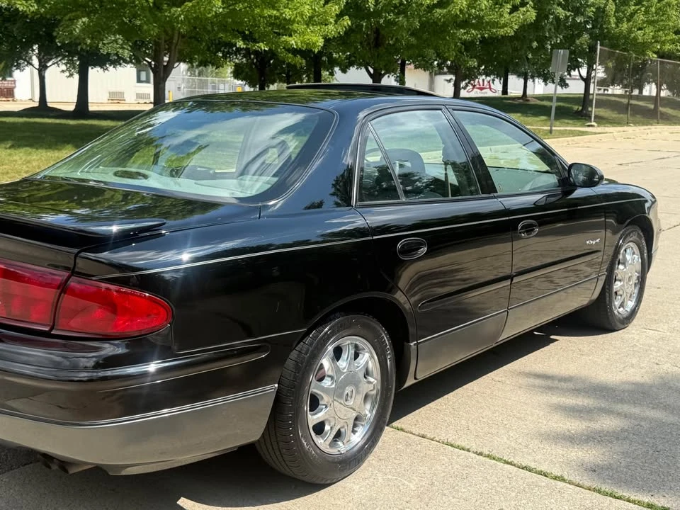 2000 Buick Regal - Image 16 of 20